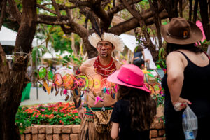 Comunidade Pataxó leva vivência indígena e artesanato para a 70ª Festa do Peão de Barretos 1 00003