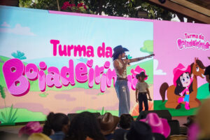 Ana Castela confirma lançamento da “Turma da Boiadeirinha” em première em Barretos 1 04 Creditos Elton Cantoni e Gustavo Santos