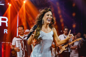 Jennifer Scheffer lança nova música “Sabor de Menta” 1 Jennifer Scheffer 2