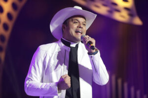 Padre Alessandro Divulg. Credito Rodrigo Belentani