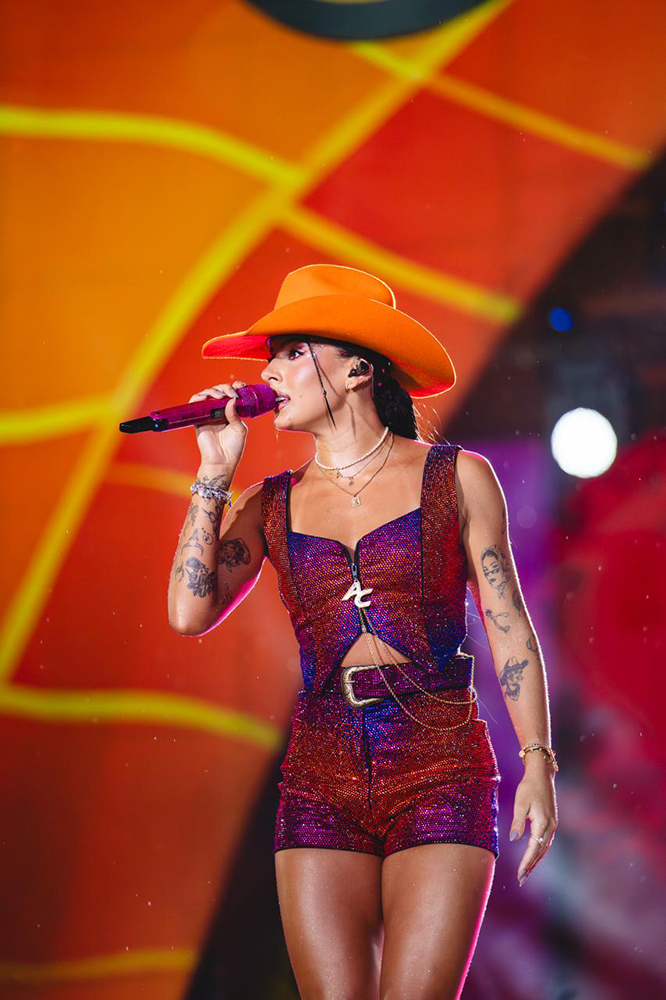 AgroPlay Verão Festival reúne 350 mil pessoas e consolida Balneário Camboriú como palco do maior Carnaval Sertanejo do país 12 PHOTO 2026 02 16 14 37 10