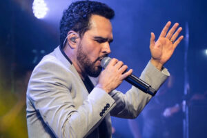 Luciano Camargo leva o repertório do DVD "Unidos pela Fé" para o Festival "Palmas Capital da Fé 2026" 1 WhatsApp Image 2026 02 11 at 17.17.54