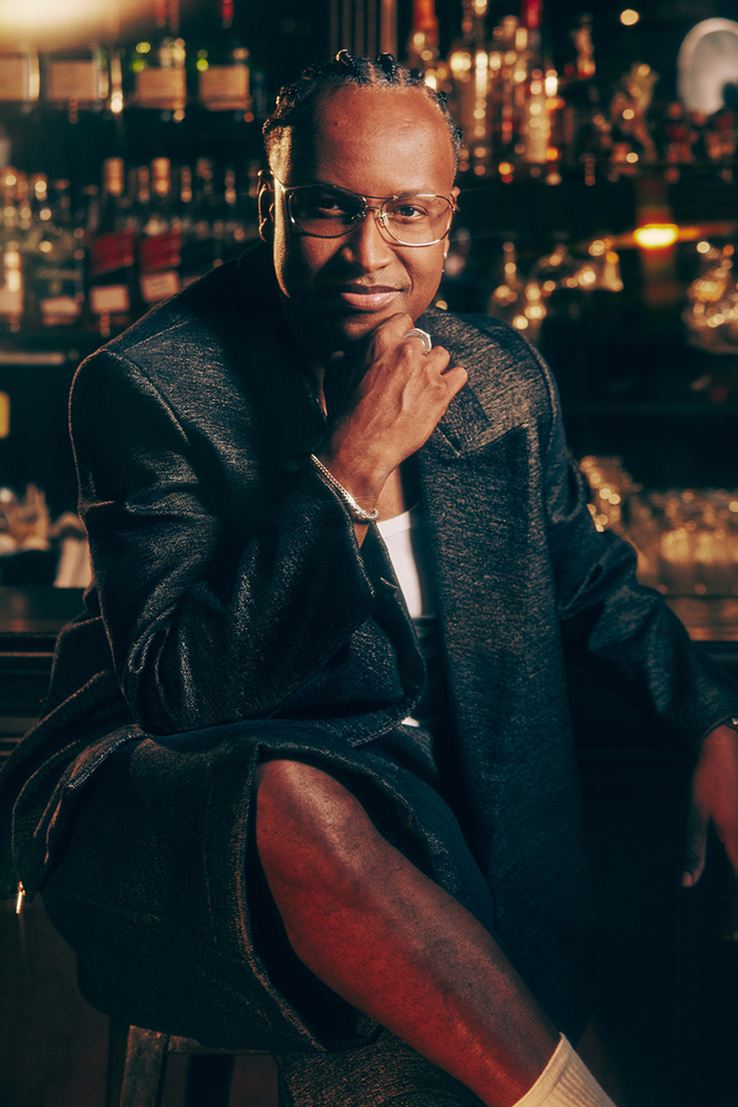 FALTA POUCO | THIAGUINHO estreia turnê 'BEM BLACK' na SUHAI MUSIC HALL 4 Copy of TH11388 copy