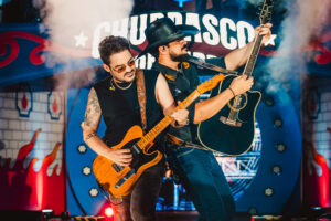 Fernando & Sorocaba estreiam série em formato vertical para o Churrasco On Fire e amplia estratégia de conteúdo do evento 1 DGV05514 Enhanced NR copy2