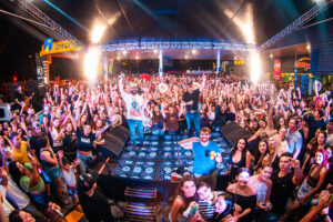 Fiduma & Jeca surpreendem o público outra vez e reúnem mais de 5 mil pessoas em show surpresa em Araçatuba/SP 1 IMG 1149