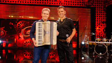 Renato & Raphael lançam clipe de “Beber Até Cair” em comemoração aos 25 anos de carreira 12 Renato e Raphael 1