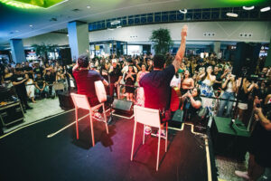 Fred & Fabricio lotam shopping em Cuiabá, com show acústico surpresa 1 WhatsApp Image 2026 03 29 at 20.04.55