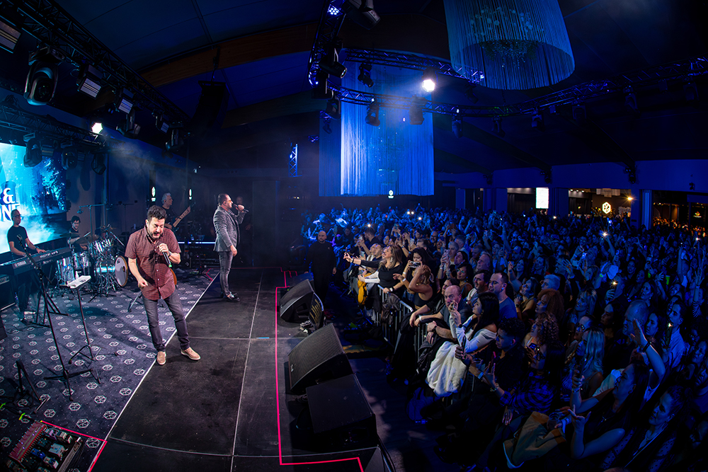 Música brasileira se destaca na Europa com shows de Bruno & Marrone, Zé Vaqueiro, Mari Fernandez, Nattan, Felipe Amorim e Léo Foguete 2 Z7A3407