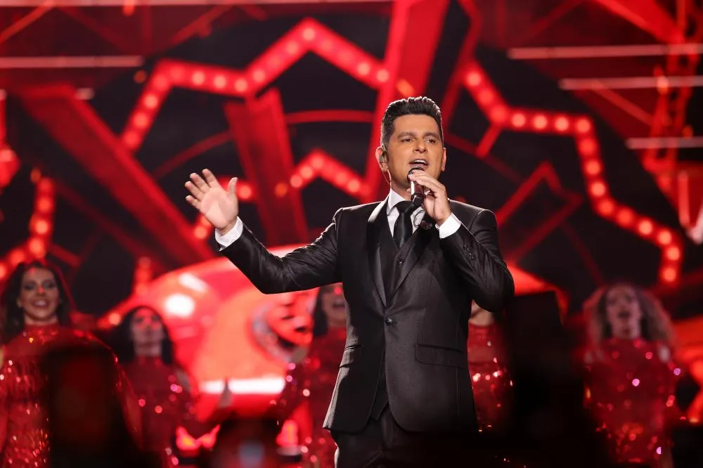 Léo Magalhães retorna ao Villa Country com show que celebra seus 20 anos de carreira 1 2d2221b615b893b6c59c1841381f30d8