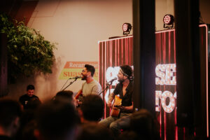 Fred & Fabrício surpreendem fãs com show acústico em shopping de Belo Horizonte 1 F F BH @Juniordiasf 42