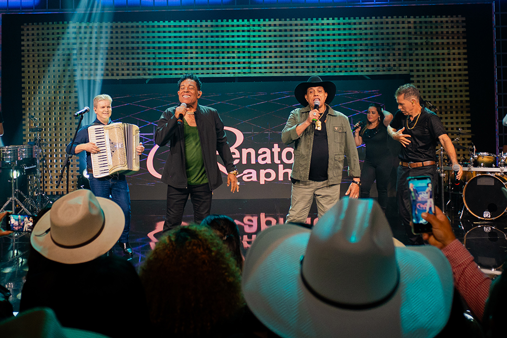 Renato e Raphael com Andre e Andrade