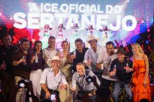 Time Corote e Viola Show Circuito Sertanejo Corote Drinks Ice 1