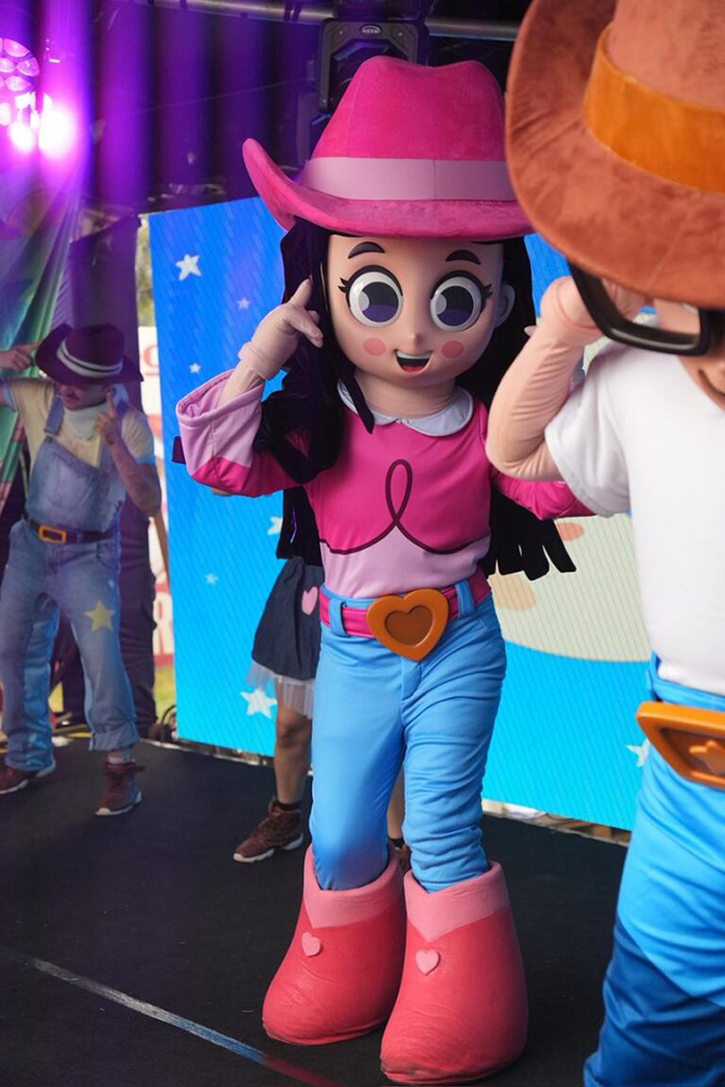 Turma da Boiadeirinha transforma domingo da Expo Londrina em festa pra toda a família 2 WhatsApp Image 2026 04 13 at 15.35.23 2 1 768x1151 1