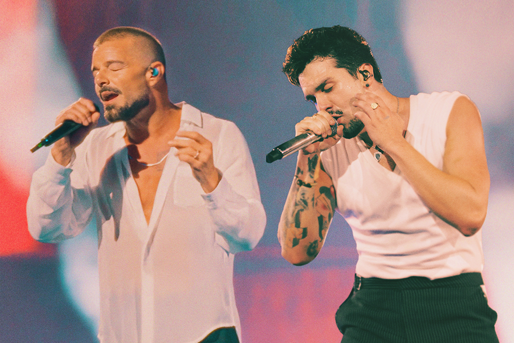 Ricky Martin revisita seu hit icônico "Te Extraño, Te Olvido, Te Amo" em nova versão em português ao lado de Luan Santana 1 Estranho RickyMartin LuanSantana.jpg