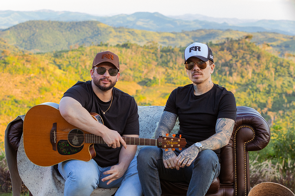 Felipe & Rodrigo lançam “Sentimento Sessions”, projeto especial gravado em meio à natureza 2 Fotos FR 71