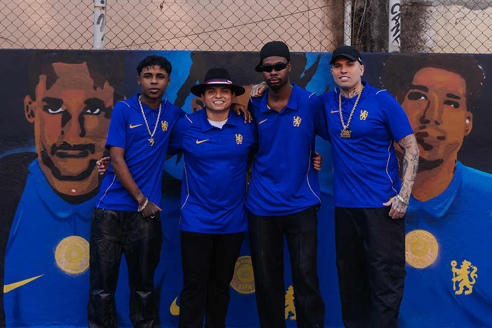 Mc Meno K e Filho do Piseiro “vazam” nova camisa do Chelsea FC durante inauguração de quadra revitalizada em Diadema 1 IMG 9525.JPG