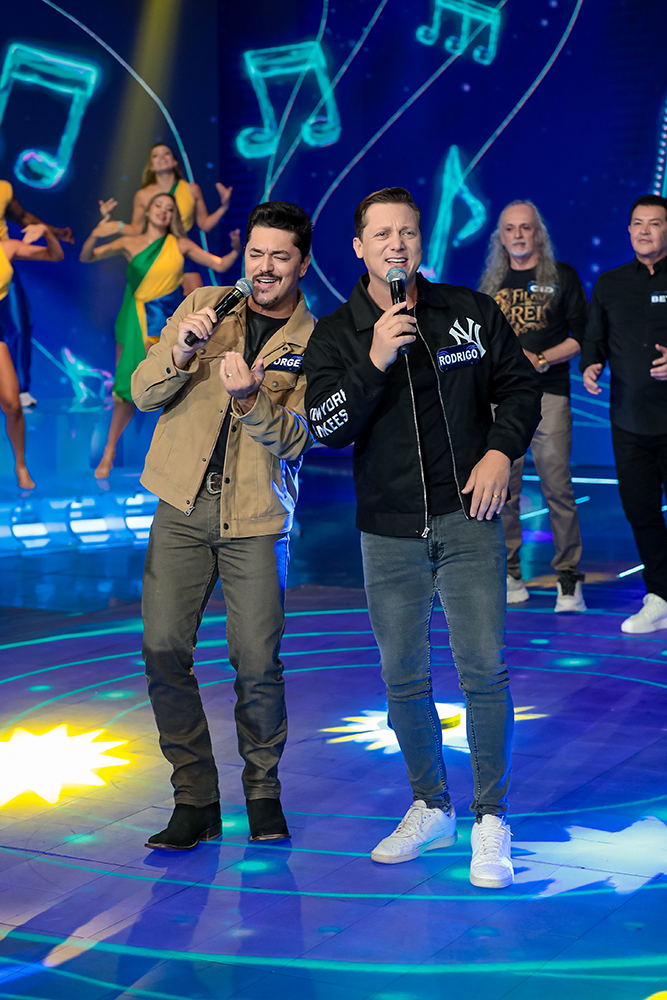 George Henrique & Rodrigo participam do Programa Silvio Santos neste domingo (19) 3 090626 Programa Silvio Santos com Patricia Abravanel PGM 943 Fotos Gabriel Cardoso SBT 9050