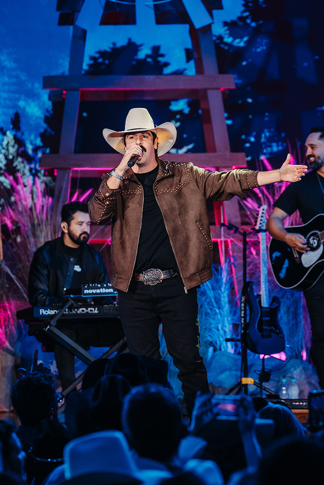 Após conquistar quase 170 milhões de streams no projeto, Fiduma & Jeca apresentam álbum completo de "O Country Vive" 2 495A0099