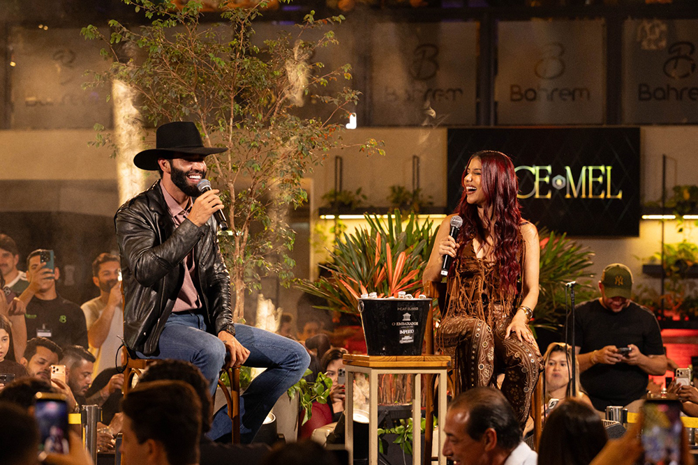 Encontro histórico Priscilla Senna e Gusttavo Lima lançam parceria inédita em "Doce Mel" 3 IMG 20260729 WA0044