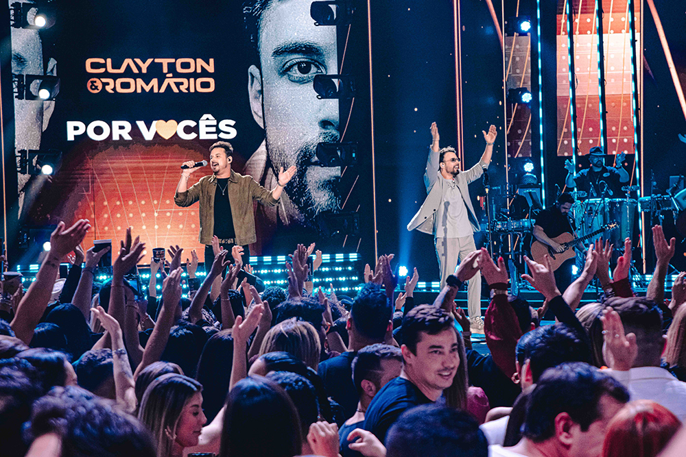 Clayton & Romário celebram conquistas e renovam mensagem de fé e perseverança com o single “Chuva de Bençãos” 2 069A5295.jpg