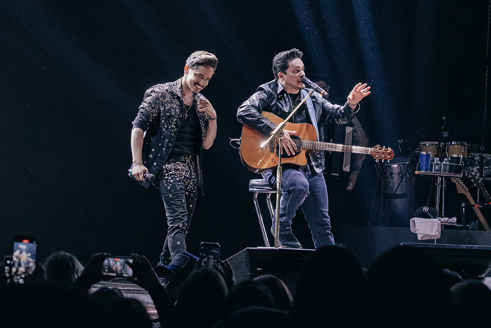 Kaique & Felipe celebram a estreia da turnê "Origens" no Villa Country ao lado de Danilo & Davi e Mumuzinho 1 AUR5232