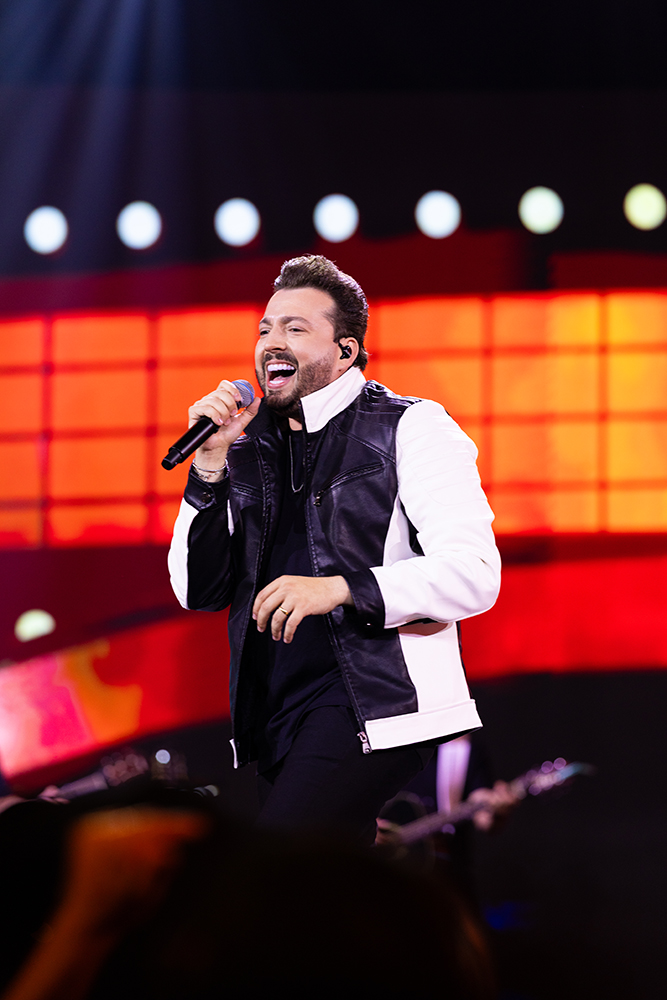 Após sucesso de “Fofoca do Ano”, Ruan & Leandro avançam com “De Volta Ao Lar” e revisitam hits do sertanejo 2 PAMA1111