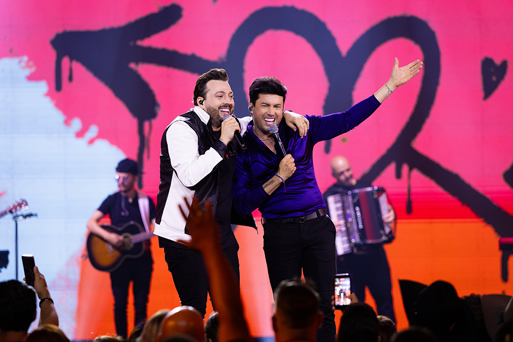 Após sucesso de “Fofoca do Ano”, Ruan & Leandro avançam com “De Volta Ao Lar” e revisitam hits do sertanejo 1 PAMA2338