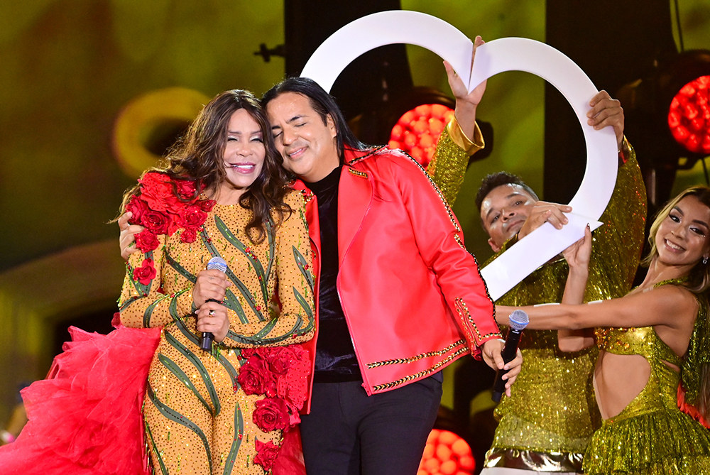 Silvânia & Berg levam o forró ao CTN com show completo e participação em gravação de DVD de Raphaela Santos 1 Silvania e Berg Duas Paixoes 24