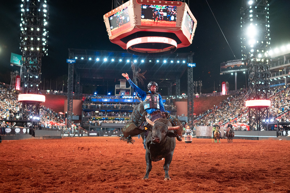 Gabriel Henrique da Silva é campeão da etapa Barretos da PBR Brazil 2 WhatsApp Image 2026 08 24 at 00.42.21