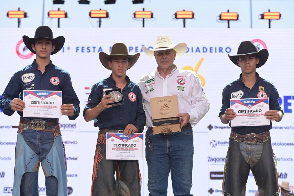 Lucas Henrique Chagas é o campeão do Rodeio Junior na 71ª Festa do Peão de Barretos 3 WhatsApp Image 2026 08 30 at 18.04.45 1