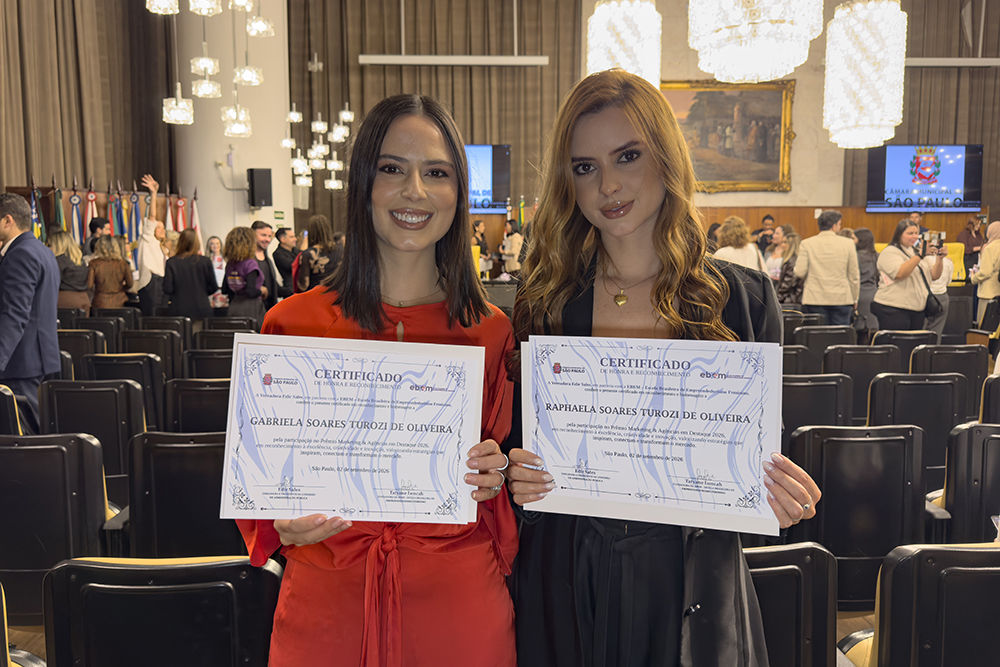 Gabi & Rapha são homenageadas como Revelação 2026 no Prêmio Marketing e Agências em Destaque 1 IMG 8803