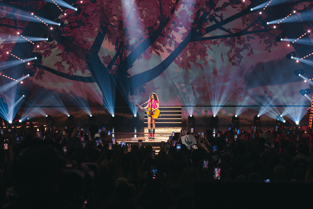 Paula Fernandes abre venda de ingressos para show de estreia da turnê "30 & Poucos Anos" em São Paulo 2 Copia de 1T6A5826 Easy Resize.com